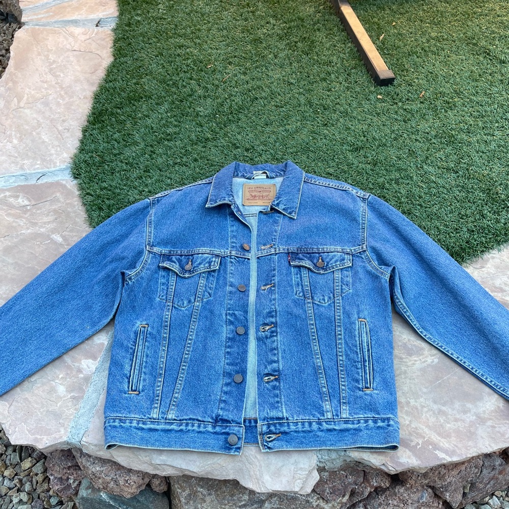 Men’s Levi's Blue Denim Jacket Size M